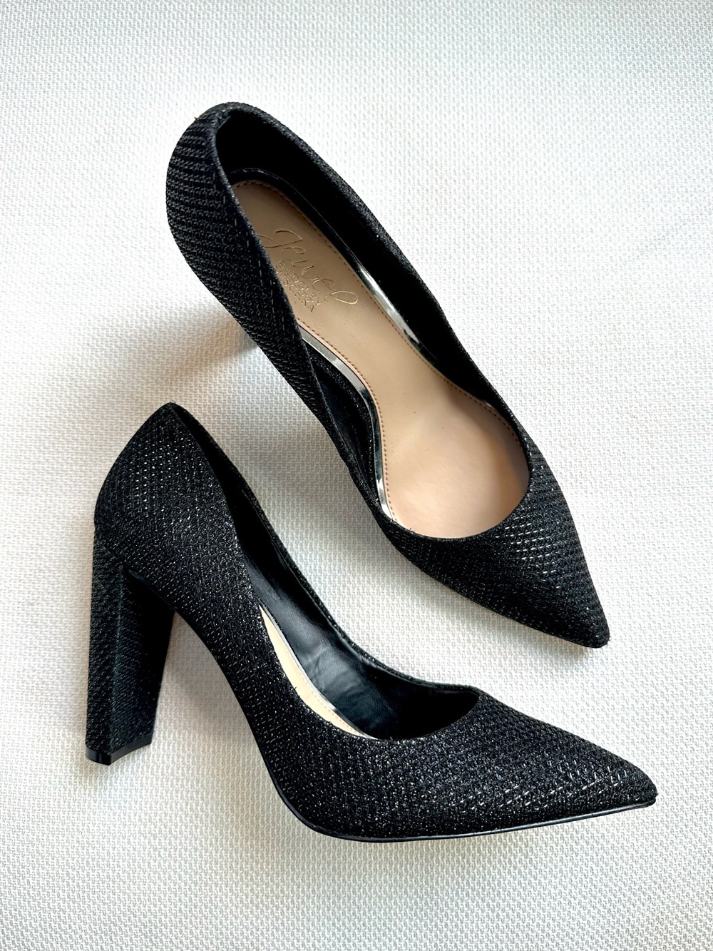 NEW Jewel Badgley Mischka Block Heel Black Pumps Size 7.5 Rumor Pointed Toe